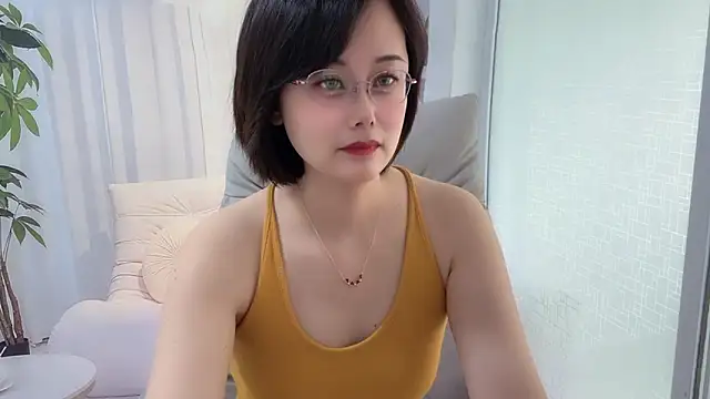 Naomi Z online show from 4, 6, 2026