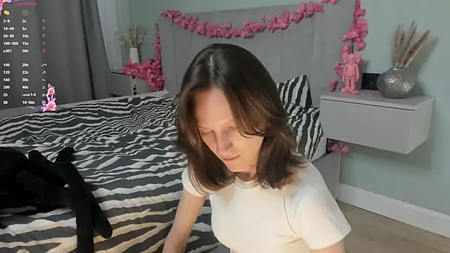 CortneyCagey online show from 19, 6, 2026