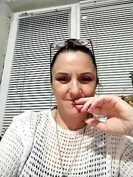 MillaMia45 online show from 13, 5, 2026