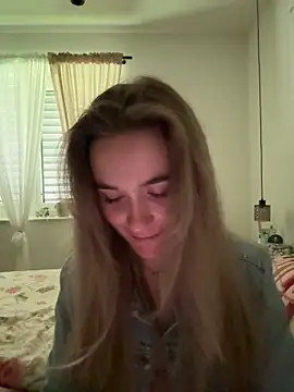 Snapshot of LillyStarr chatting on 10, 6, 2026 LillyStarr online show from 10, 6, 2026