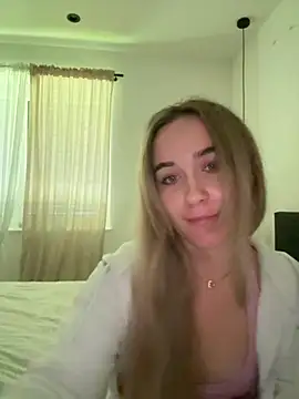 Snapshot of LillyStarr chatting on 24, 6, 2026 LillyStarr online show from 24, 6, 2026
