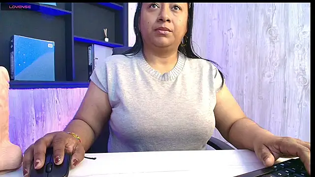 Rachell Carter online show from 17, 6, 2026
