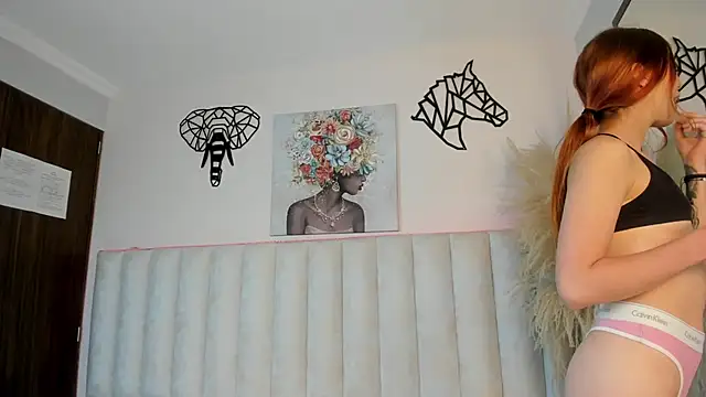 Kira Venom online show from 19, 6, 2026