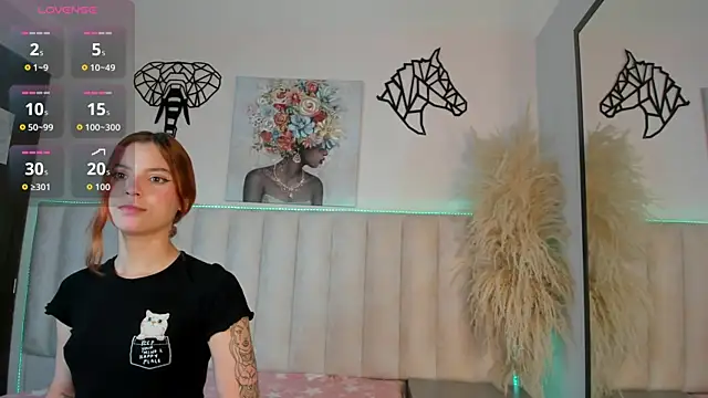 Kira Venom online show from 11, 6, 2026