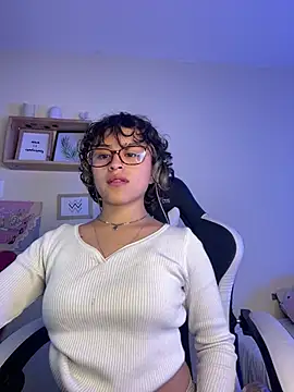 Lusiana   online show from 30, 6, 2026