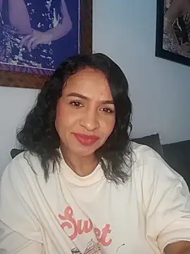 mell0102 online show from 19, 5, 2026