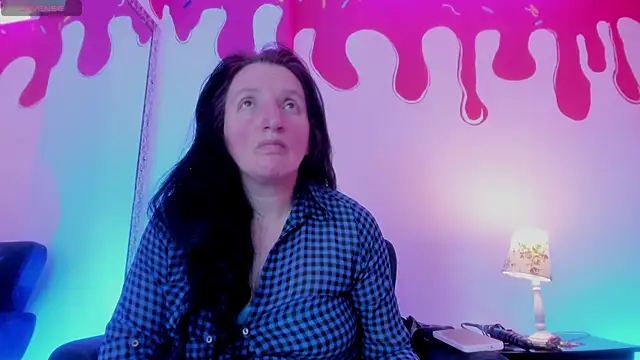 Snapshot of CloeMature chatting on 27, 6, 2026 CloeMature online show from 27, 6, 2026