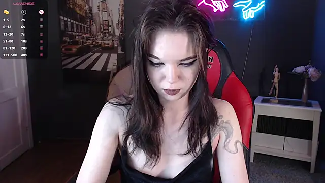 Mia Via online show from 10, 5, 2026