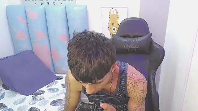 liam play online show from 19, 5, 2026