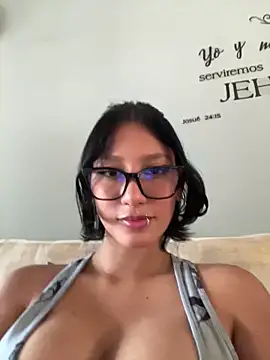 yazmin rouse  online show from 11, 6, 2026