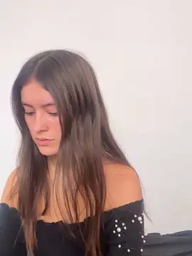 serenaa velvett online show from 23, 5, 2026