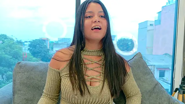 Snapshot of Eva-Apple chatting on 17, 5, 2026 Eva-Apple online show from 17, 5, 2026