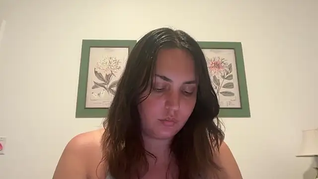 Anniehelen online show from 6, 5, 2026