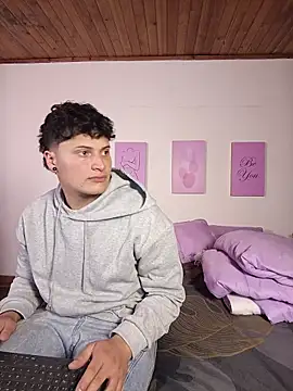 Wildseductor1 online show from 9, 6, 2026