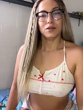Mileyjenner1 online show from 8, 5, 2026