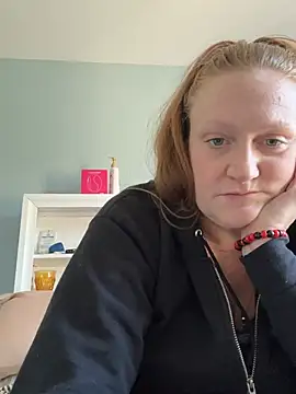 Kellilyn10 online show from 3, 6, 2026