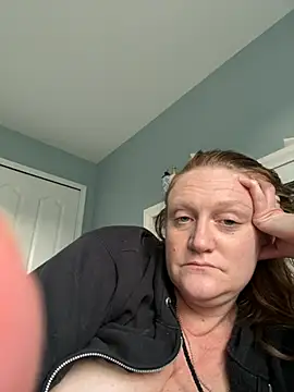 Kellilyn10 online show from 16, 6, 2026