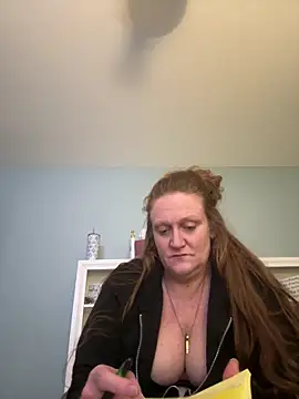 Kellilyn10 online show from 18, 6, 2026
