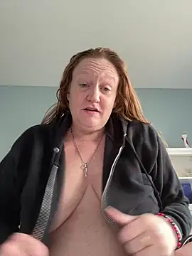 Kellilyn10 online show from 7, 5, 2026