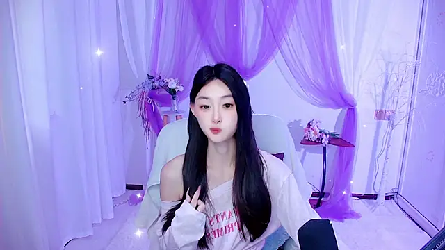 Snapshot of Tili_Lucky chatting on 8, 8, 2026 Tili Lucky online show from 8, 8, 2026