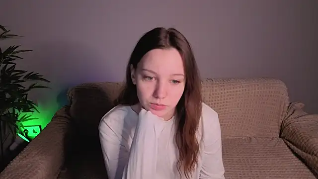 lolytaberry online show from 30, 5, 2026