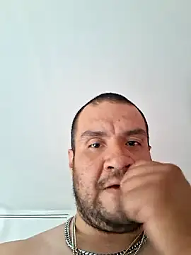 Almircorral2211 online show from 27, 5, 2026