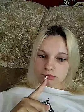 Snapshot of SallyMartinez chatting on 19, 7, 2026 SallyMartinez online show from 19, 7, 2026