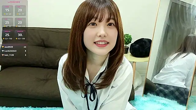 Tsukichan  online show from 30, 6, 2026