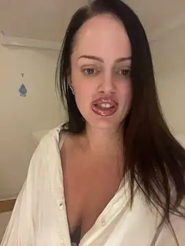 molotovmami online show from 25, 7, 2026