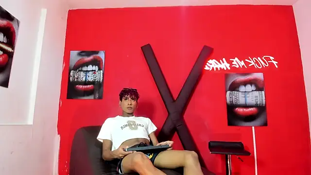 Snapshot of BOUL_GUYS chatting on 7, 8, 2026 BOUL GUYS online show from 7, 8, 2026