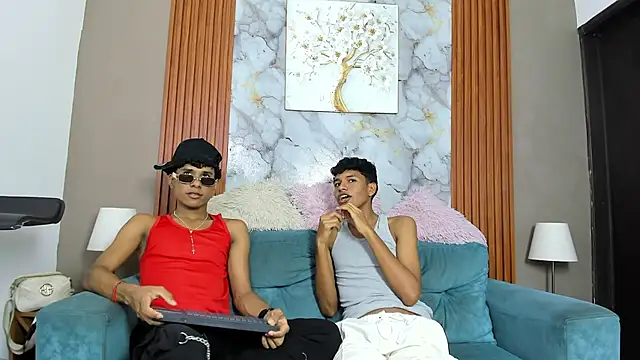 Snapshot of BOUL_GUYS chatting on 15, 5, 2026 BOUL GUYS online show from 15, 5, 2026