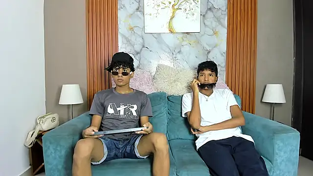 Snapshot of BOUL_GUYS chatting on 14, 5, 2026 BOUL GUYS online show from 14, 5, 2026