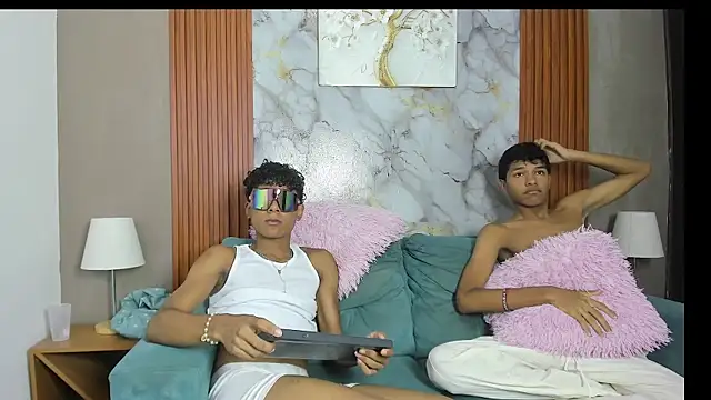Snapshot of BOUL_GUYS chatting on 2, 6, 2026 BOUL GUYS online show from 2, 6, 2026