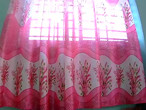 Snapshot of angelqueen19 chatting on 11, 5, 2026 angelqueen19 online show from 11, 5, 2026