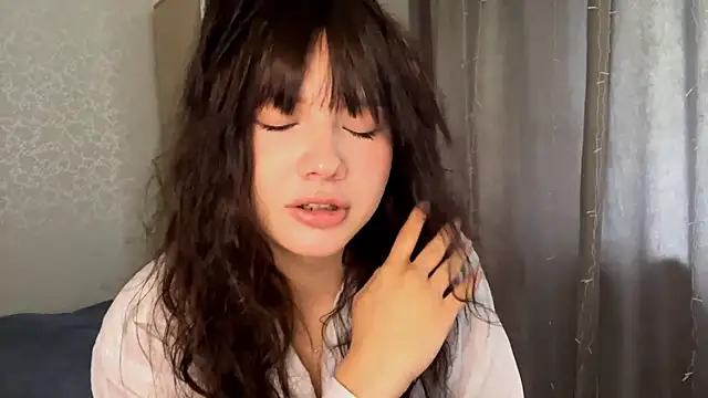 EmilyMercurial online show from 29, 5, 2026