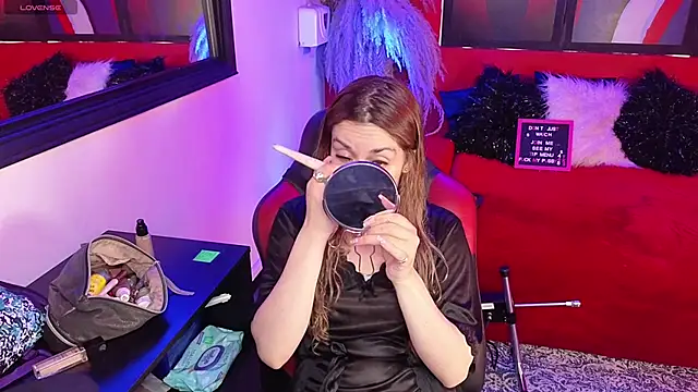 anikajhonsson online show from 30, 6, 2026