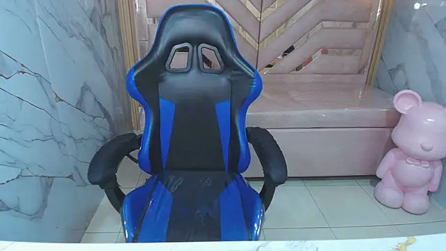 Mely R online show from 19, 5, 2026