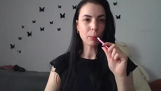  MiaFlame  online show from 19, 5, 2026