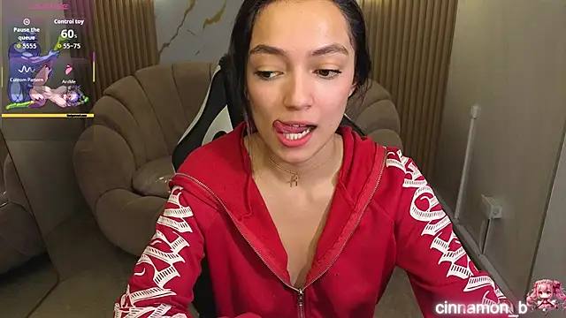 Snapshot of Cinnamon_b chatting on 26, 7, 2026 Cinnamon b online show from 26, 7, 2026