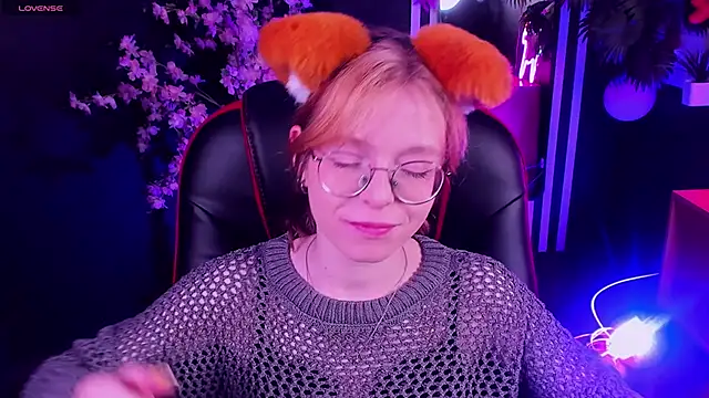 FoxxyyPolly online show from 1, 6, 2026
