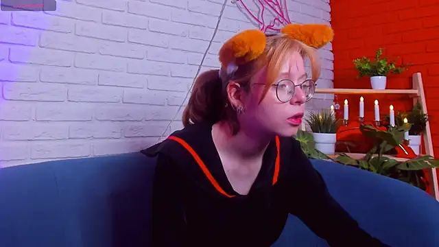 FoxxyyPolly online show from 13, 6, 2026