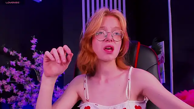 FoxxyyPolly online show from 29, 6, 2026