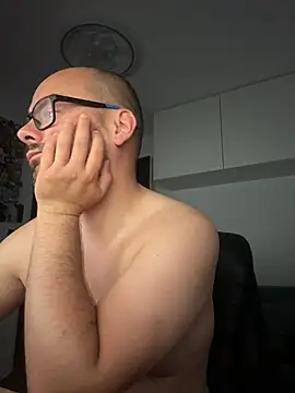 NakedAndrewHot online show from 26, 6, 2026