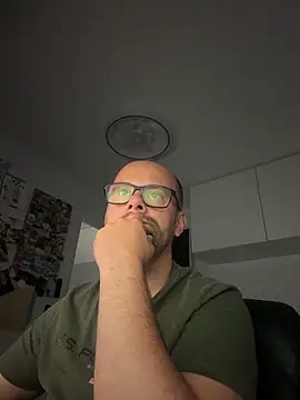 NakedAndrewHot online show from 28, 6, 2026