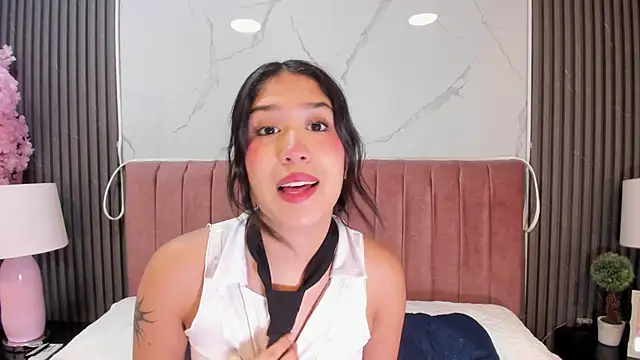 Hanna Thorne online show from 19, 6, 2026