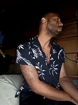 Snapshot of Camodick chatting on 17, 12, 2025 Camodick online show from 17, 12, 2025