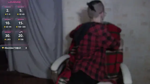 Alessa Kiss online show from 9, 6, 2026