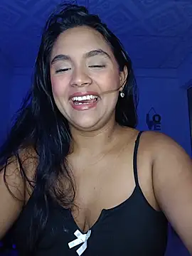 Snapshot of latin_indian chatting on 17, 5, 2026 latin indian online show from 17, 5, 2026