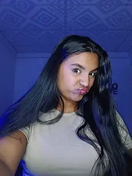 Snapshot of latin_indian chatting on 31, 5, 2026 latin indian online show from 31, 5, 2026