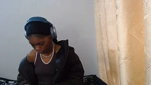 PetiteBarbie 05 online show from 2, 8, 2026
